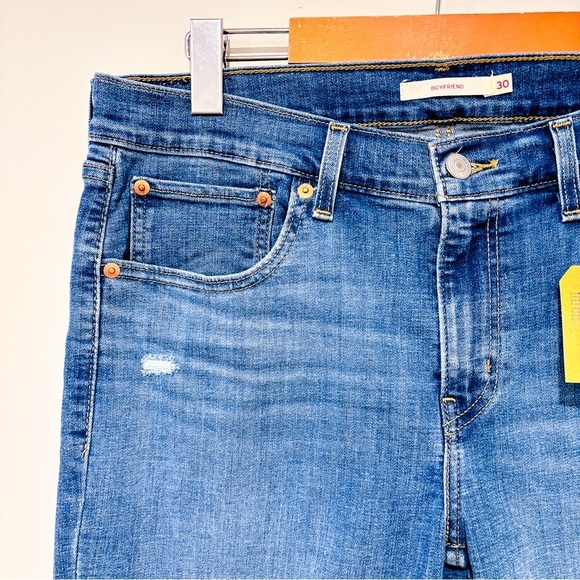 LEVI’S – Distressed boyfriend jeans | Classic relaxed denim * - Picture 4 of 11